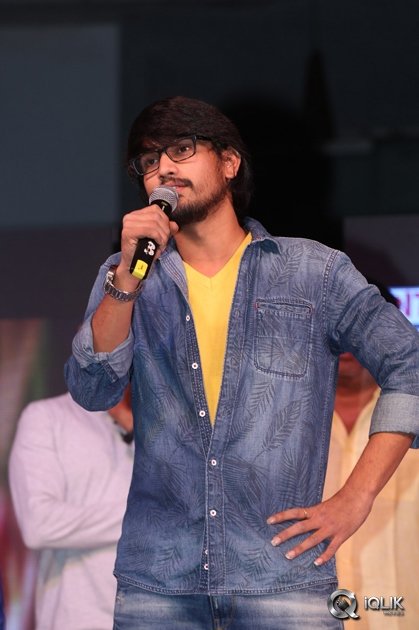 Seethamma-Andaalu-Raamayya-Sithraalu-Platinum-Disc-Function